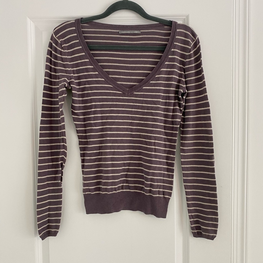Rubbish stripped long sleeve v neck top